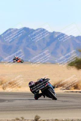 media/Jan-08-2022-SoCal Trackdays (Sat) [[1ec2777125]]/Turn 4 (1145am)/